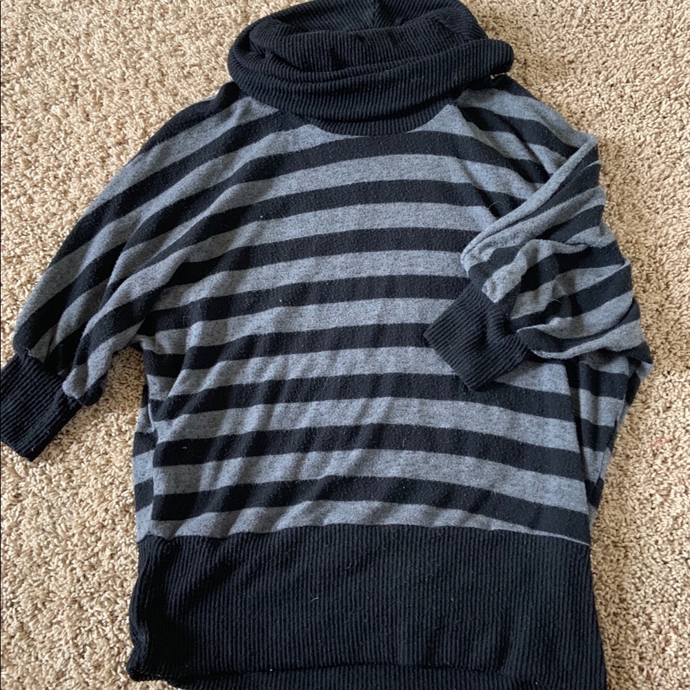 Ladies sweater